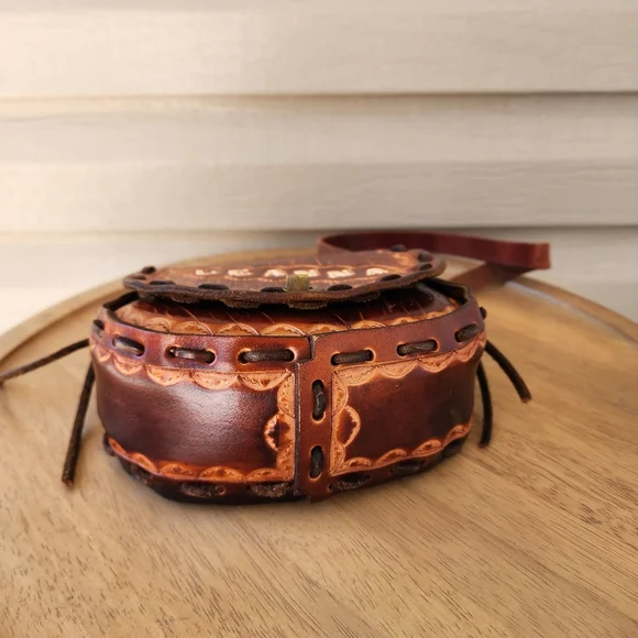 Handmade Leanna leather mini shoulder bag